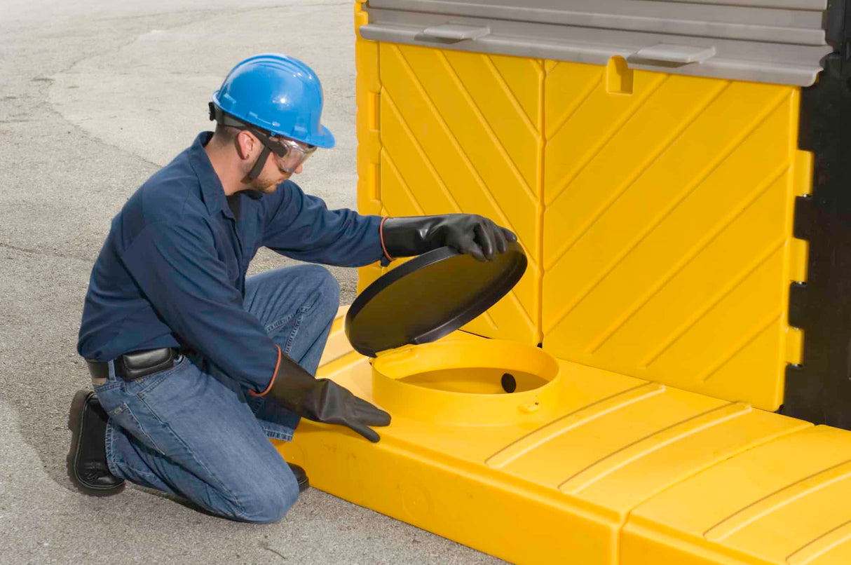 UltraTech Ultra-Modular IBC Spill Pallet® - Outdoor Model